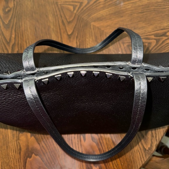 Valentino Garavani Rockstud Tote - Picture 3 of 11